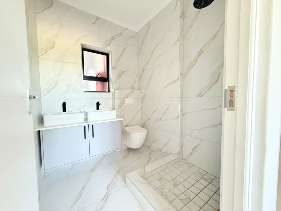 3 Bedroom Property for Sale in Sandown Western Cape